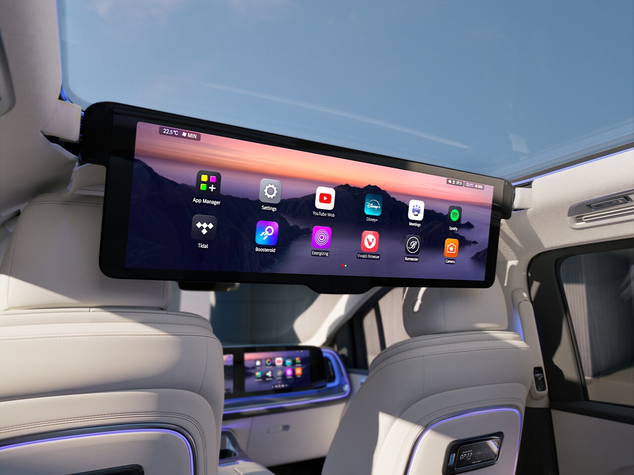 The MBUX Rear Space Experience | VLE | Mercedes-Benz The MBUX Rear Space Experience with an extendable 78.8 cm (31,3") large, high-resolution display.